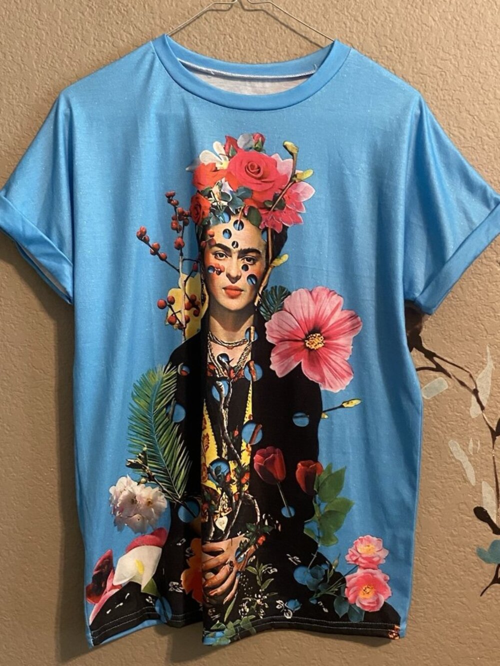 Frida Kahlo Graphic Print T-Shirt Vibrant Artist Colorful S